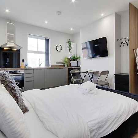 Wimbourne Road Apartment 1 伯恩茅斯 外观 照片